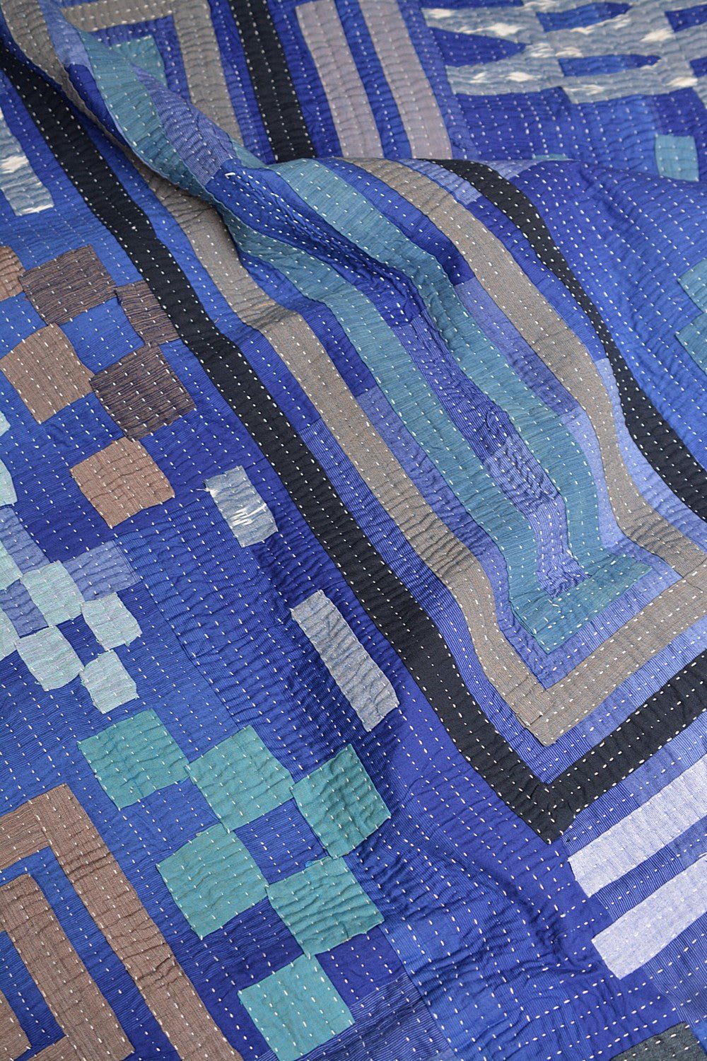 Karnataka Kowdhi – Blau - 60” x 88” - metaphorracha