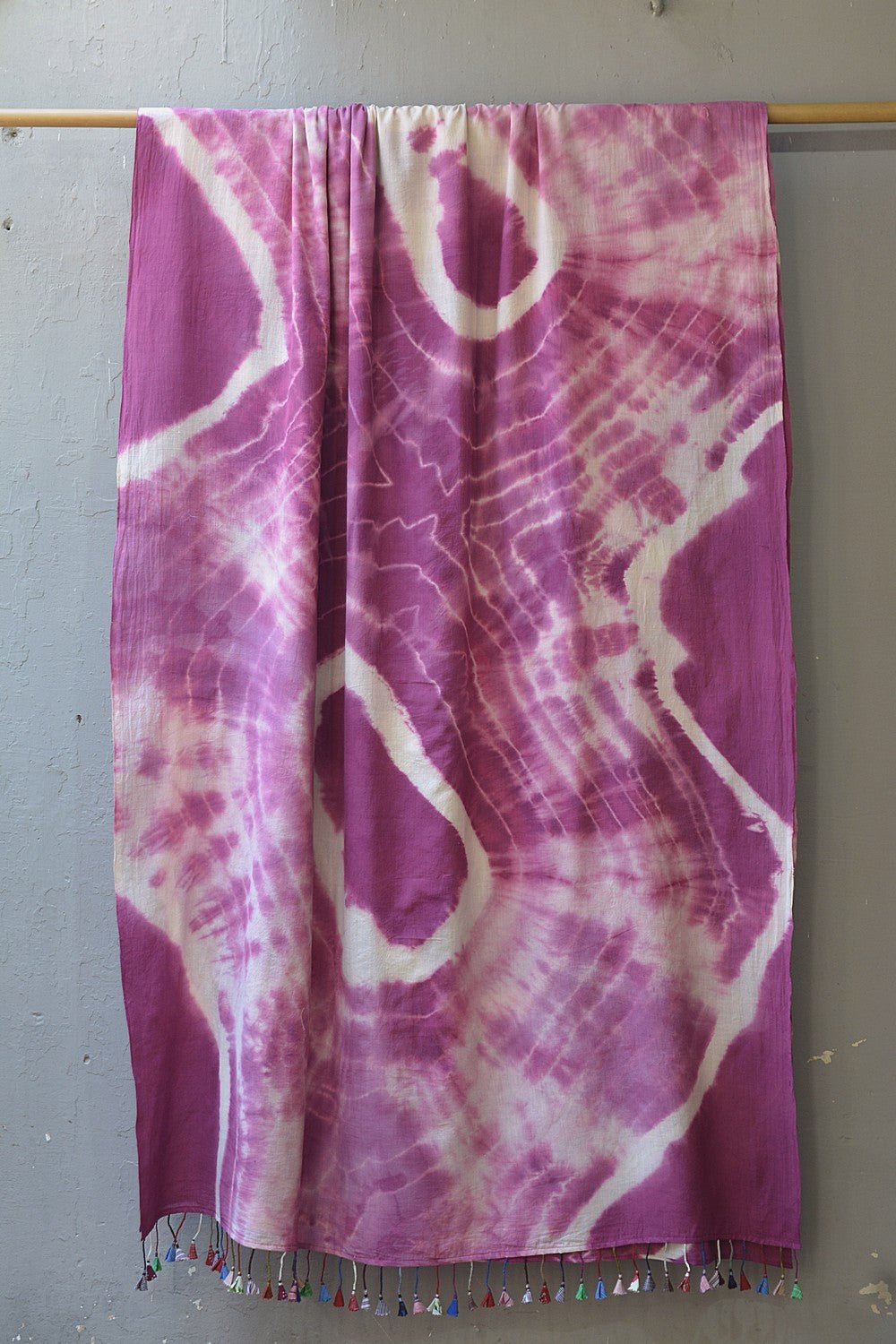 Khadi Saree - Tie and Dyed Old Claret Pink - metaphorracha