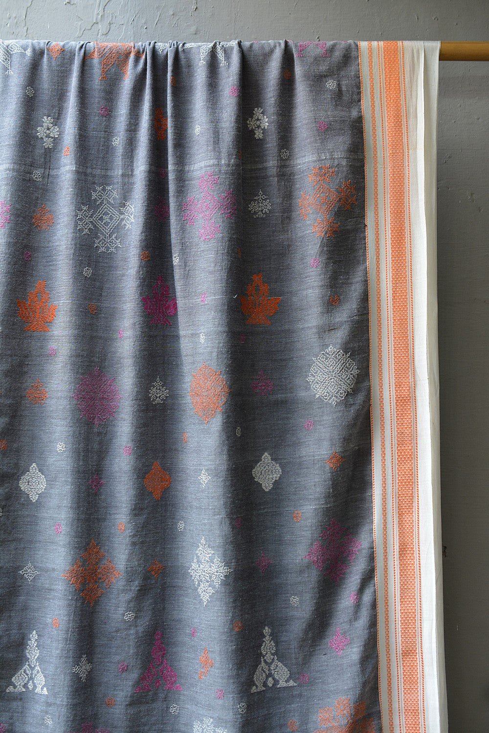 Kasuti Embroidered Karnataka Handloom Saree - Haft. - metaphorracha