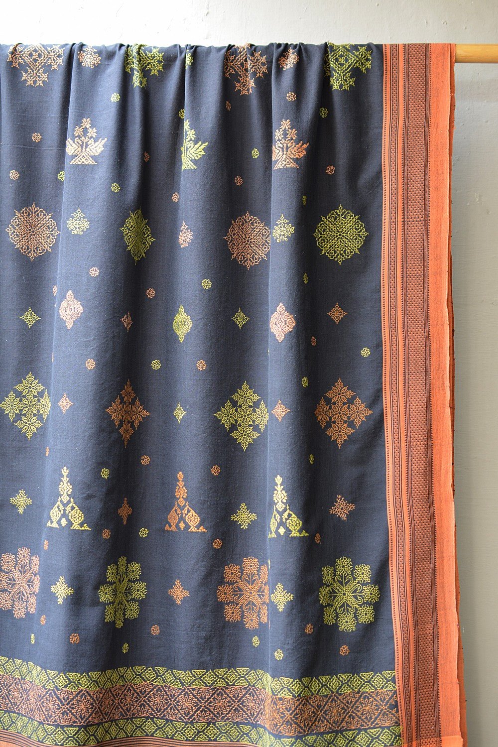 Kasuti Embroidered Karnataka Handloom Saree - Vez. - metaphorracha