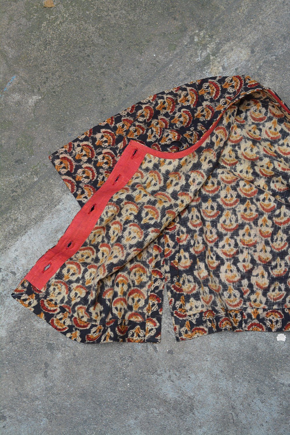 Raglan Sleeves Saree Blouse: Kalamkari Print - metaphorracha