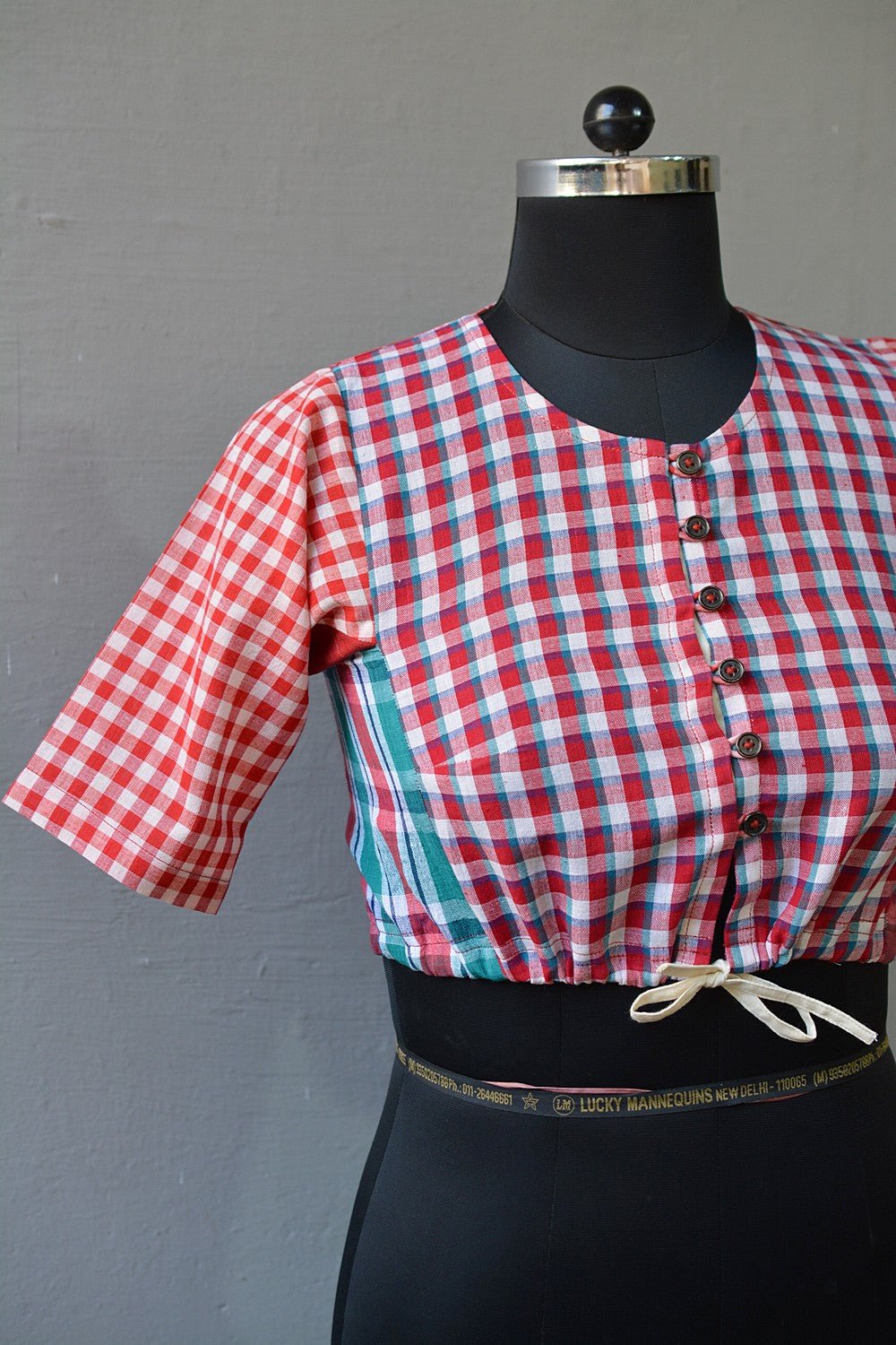 Red Checks Kubsa | Fabric of freedom - metaphorracha
