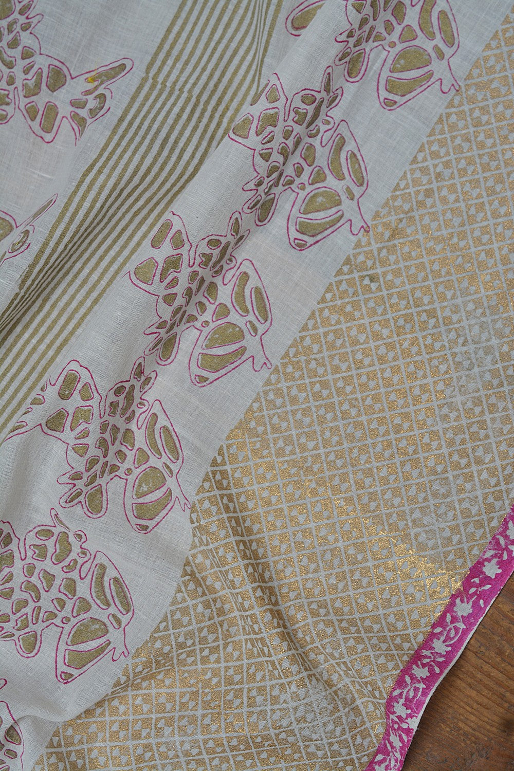 Khadi Stole - Pink Border