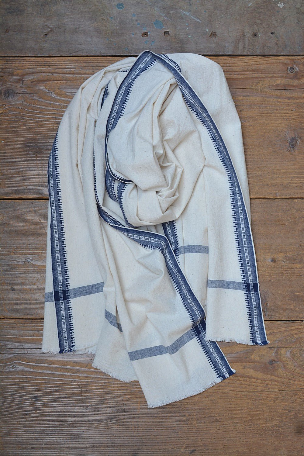 Dobby Border Khadi Lungi - Navy Blue - metaphorracha