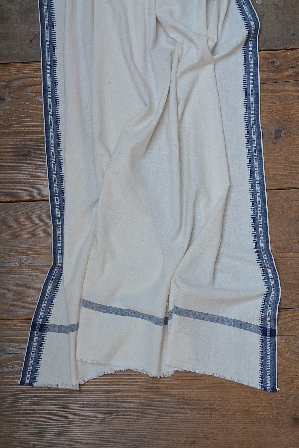 Dobby Border Khadi Lungi - Navy Blue - metaphorracha
