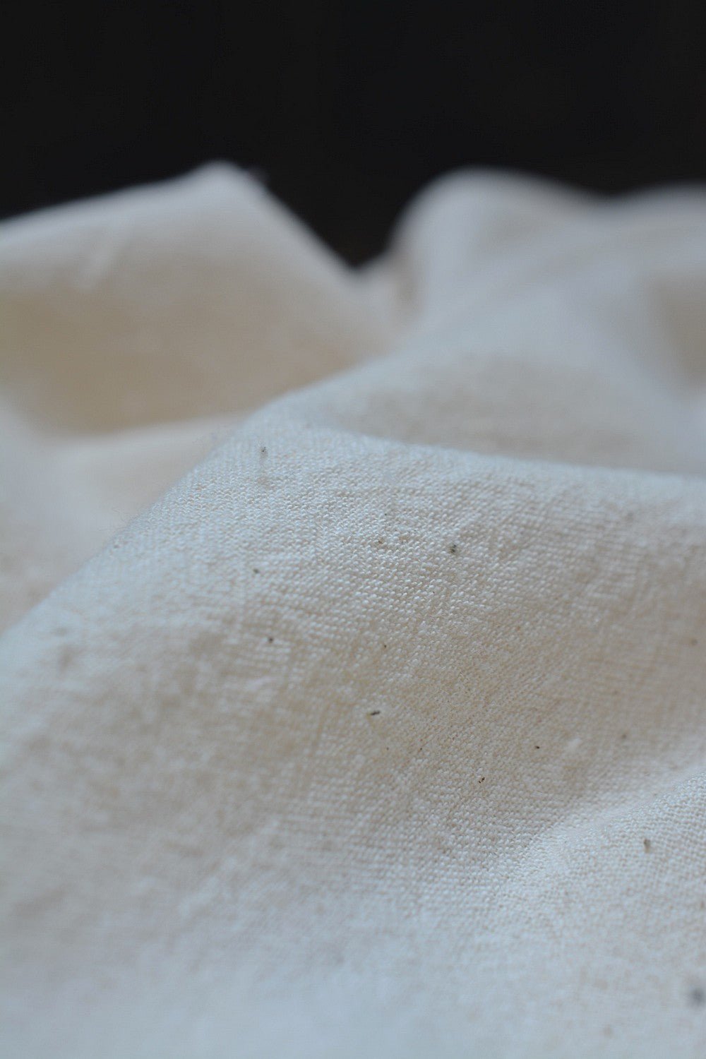 Dobby Border Khadi Lungi - Postbox Red - metaphorracha