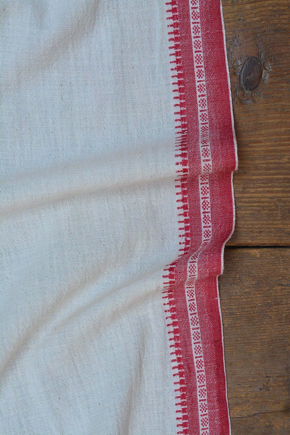 Dobby Border Khadi Lungi - Postbox Red - metaphorracha