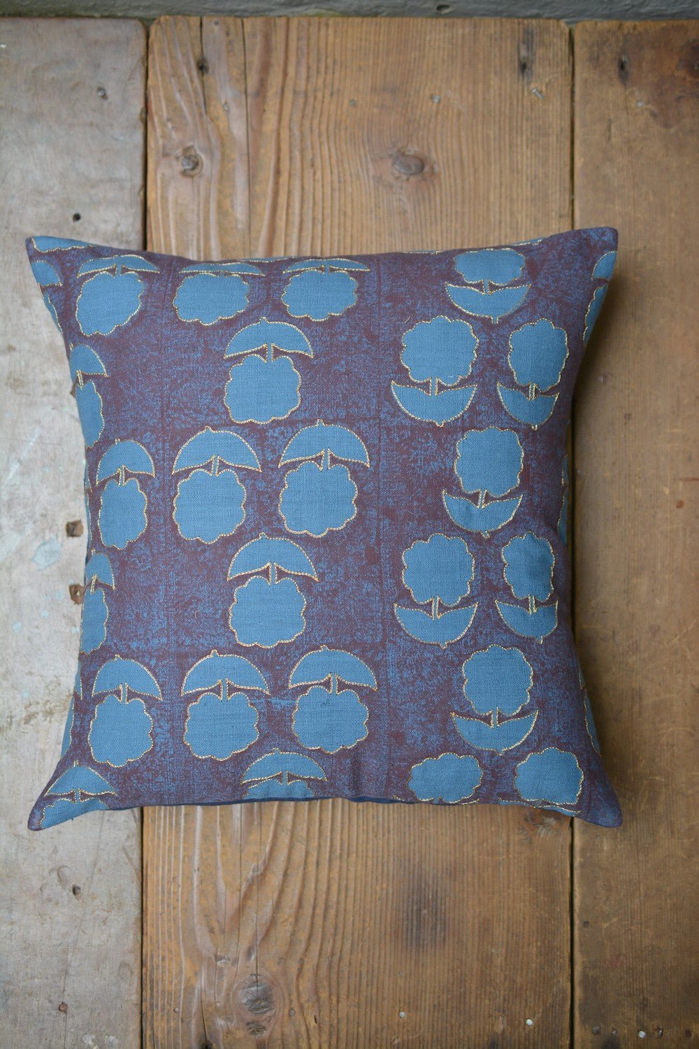 Embroidered Khadi Cushion Cover - metaphorracha