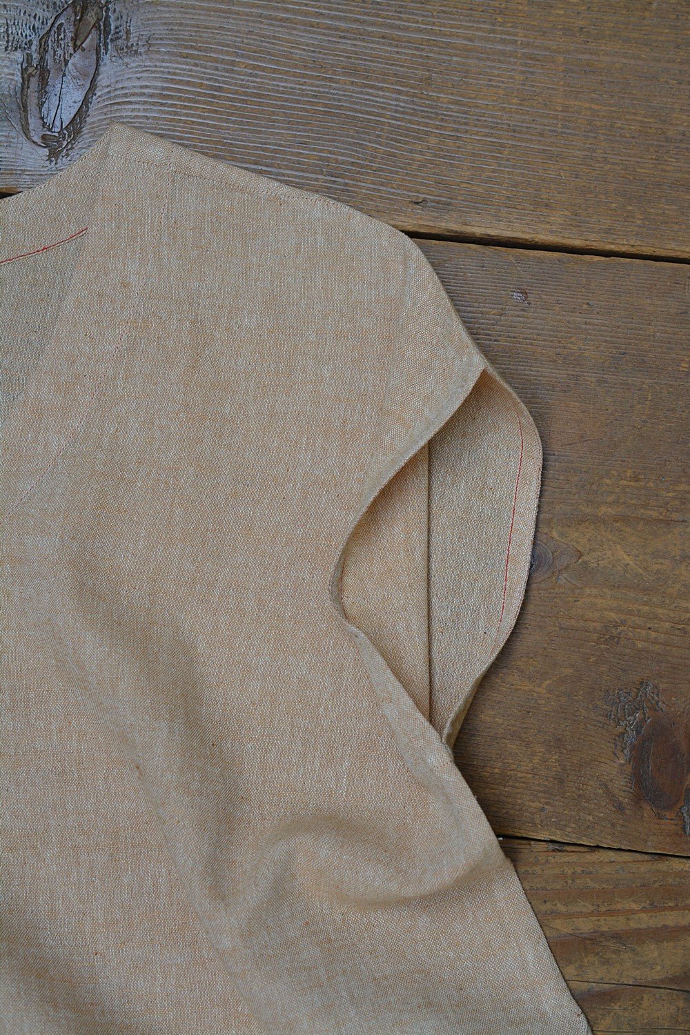 Extended Shoulder Tunic in Size 'L' - metaphorracha