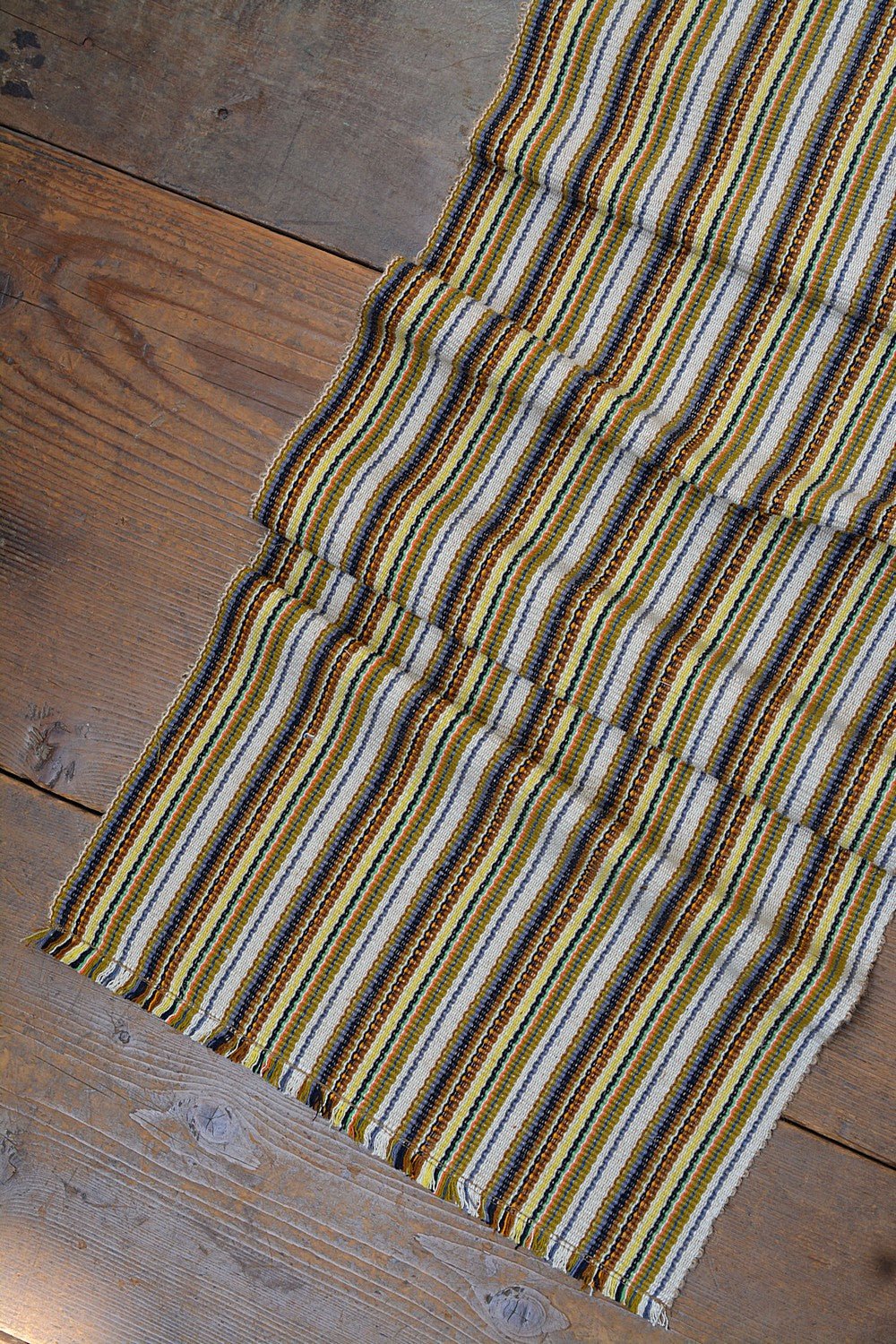 Flint - Gudaar Patti Table Runner - metaphorracha