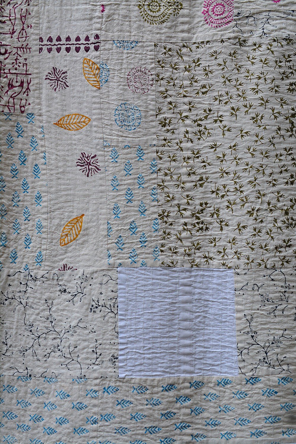 Iruppu - Block Printed Quilt (90"x 108") - metaphorracha