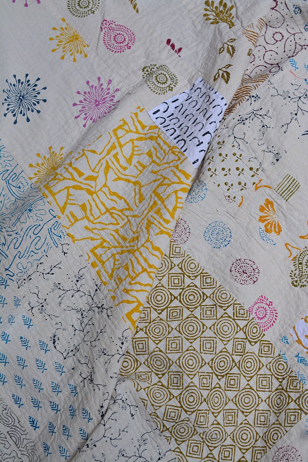 Iruppu - Block Printed Quilt (90"x 108") - metaphorracha