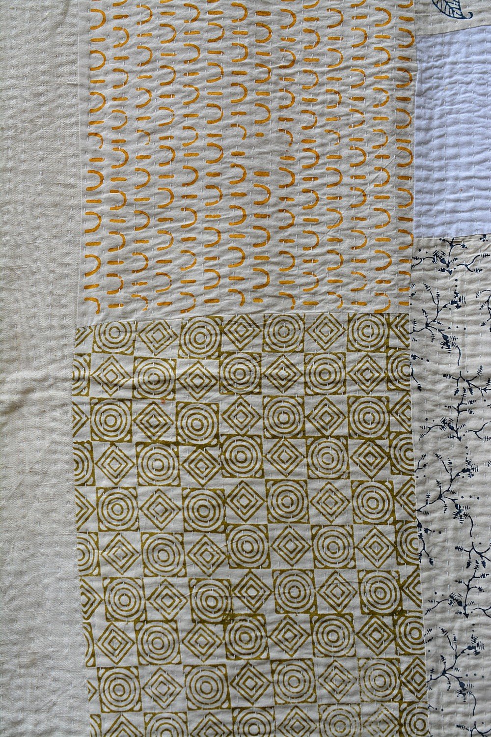 Jog - Block Printed Quilt (66"x 90") - metaphorracha