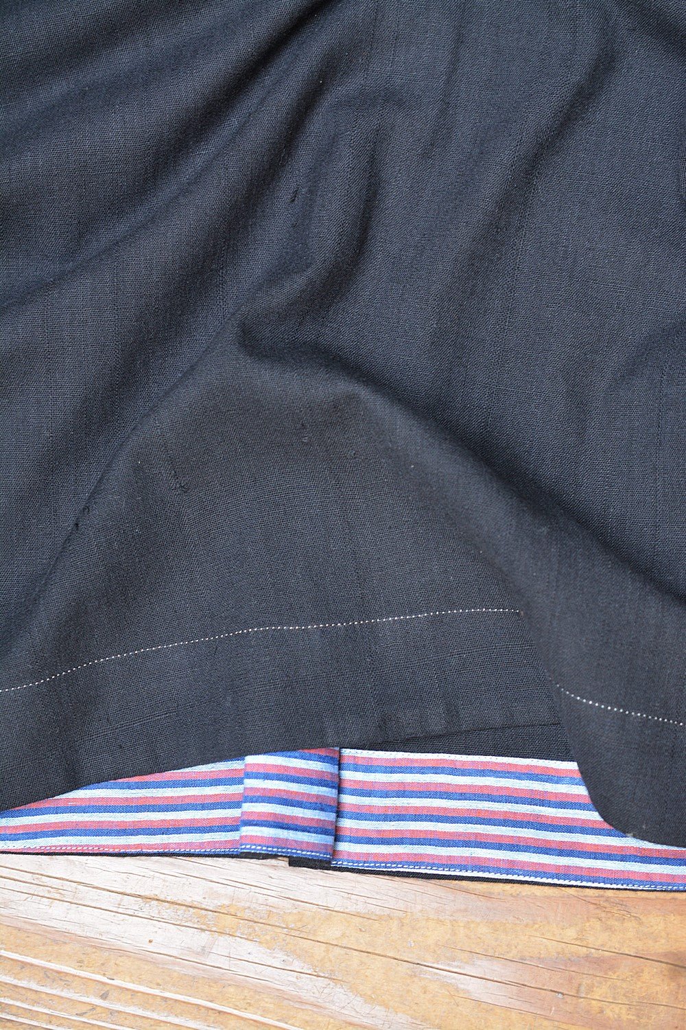Kaala Khadi Kurta - metaphorracha