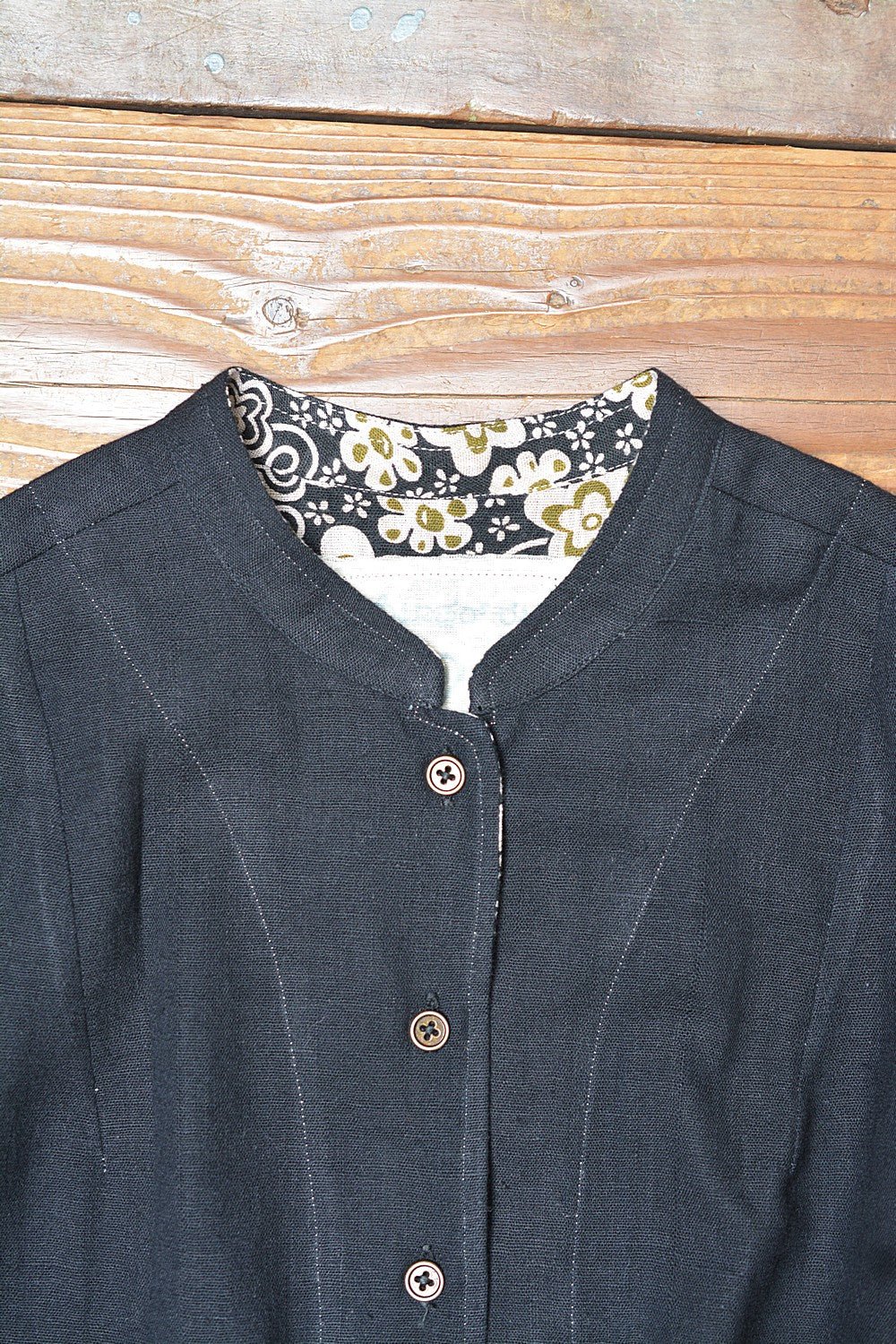 Kappu Khadi Jacket - metaphorracha