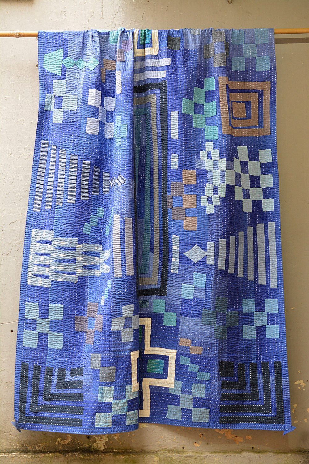 Karnataka Kowdhi – Blau - 60” x 88” - metaphorracha