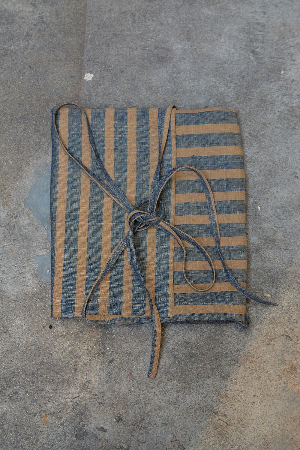 Khadi Apron - Full - metaphorracha