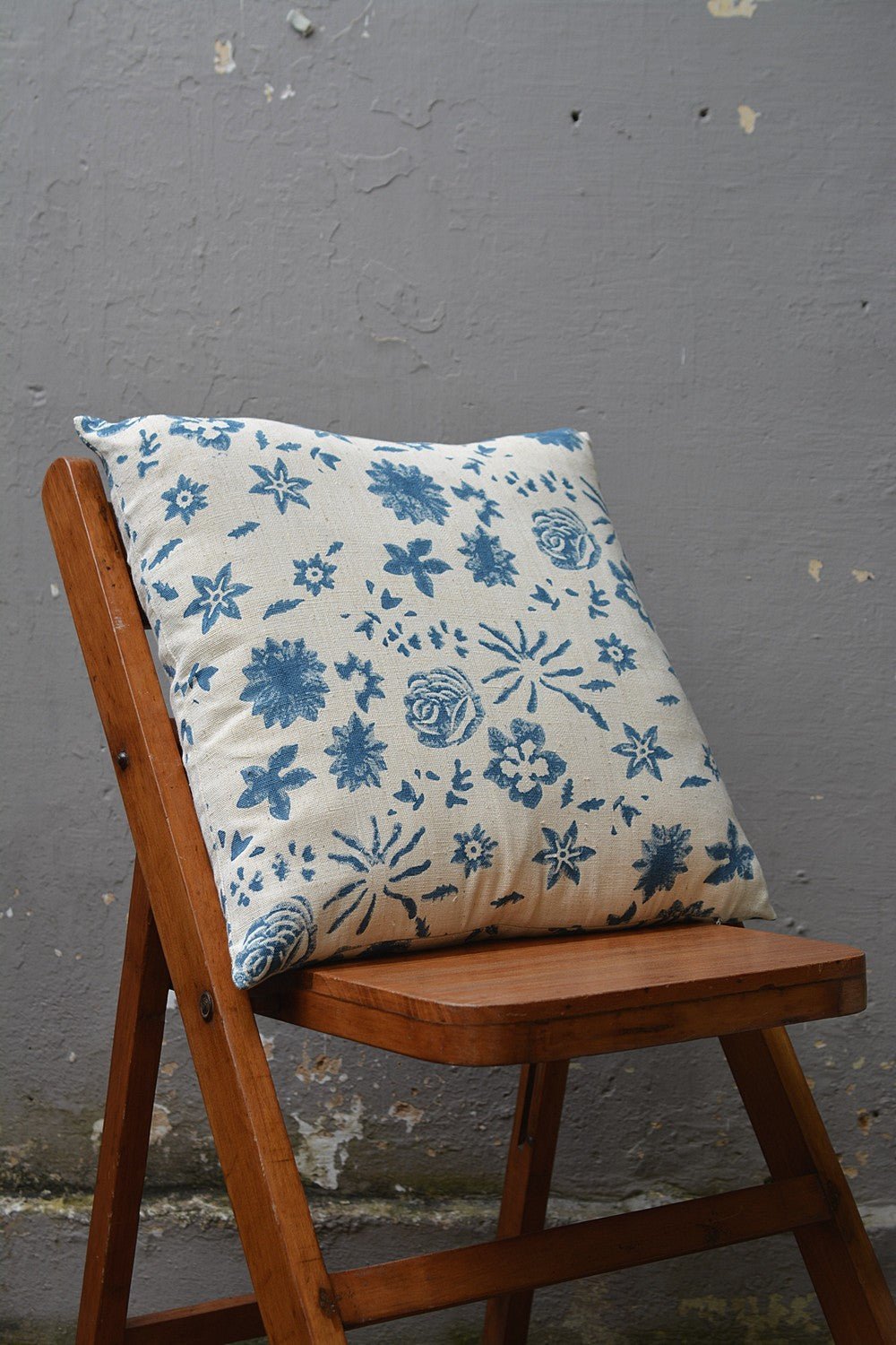 Khadi Cushion Cover - Scattered Flower - metaphorracha