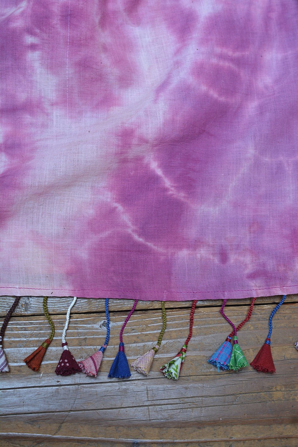 Khadi Saree - Tie and Dyed Old Claret Pink - metaphorracha