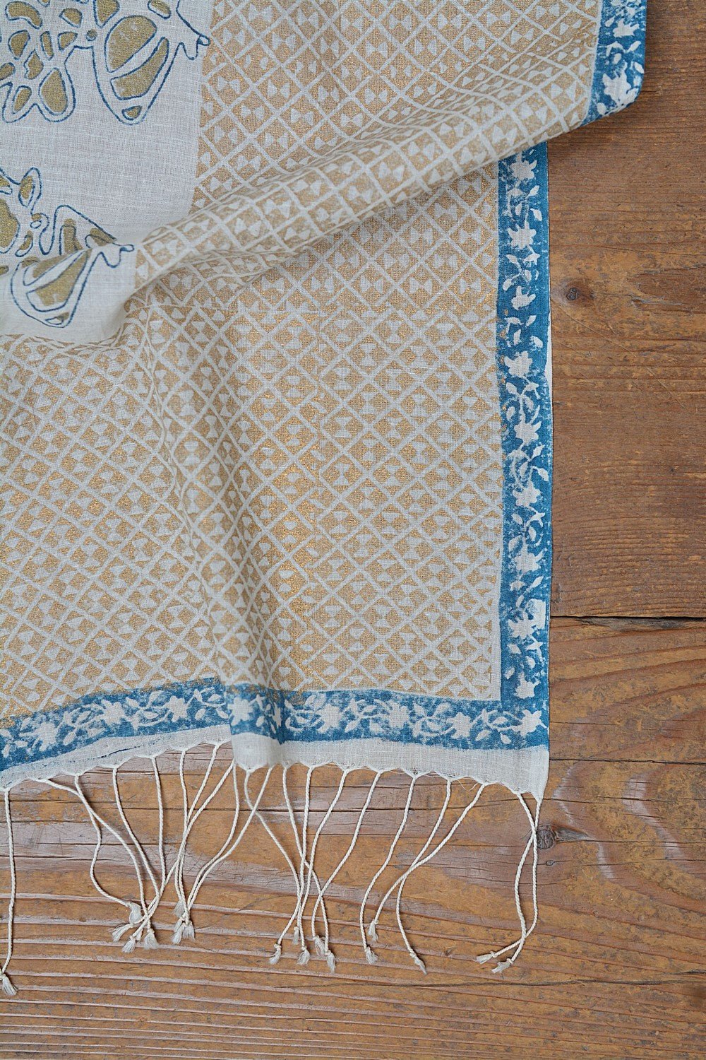 Khadi Stole - Blue Border - metaphorracha