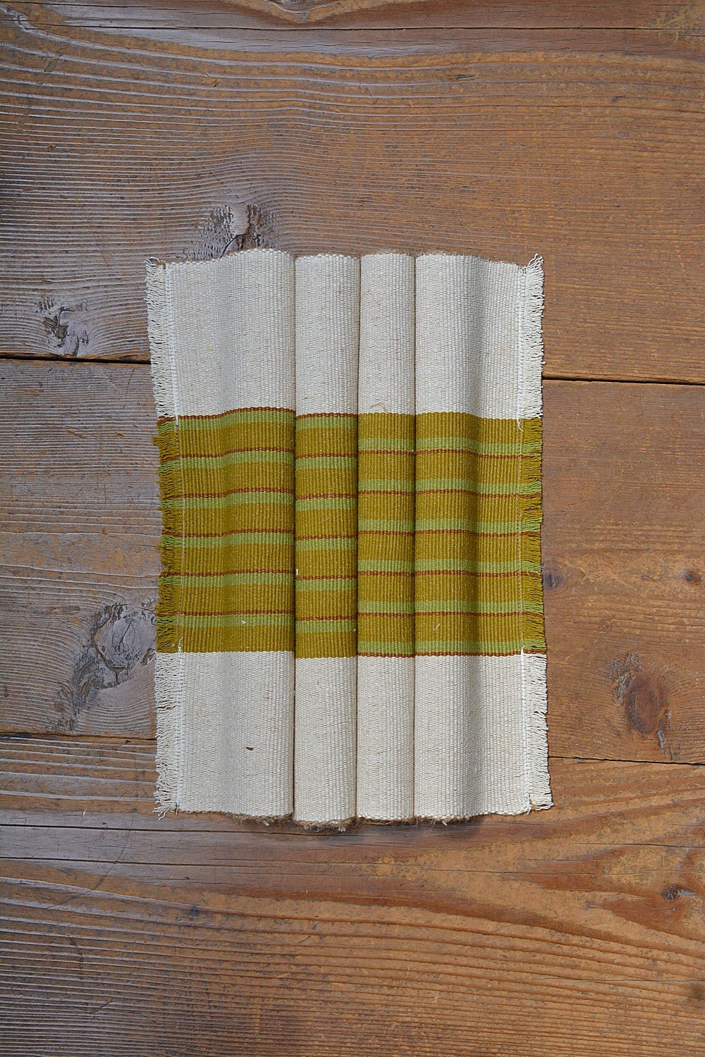 Moss - Gudaar Patti Tablemat - metaphorracha