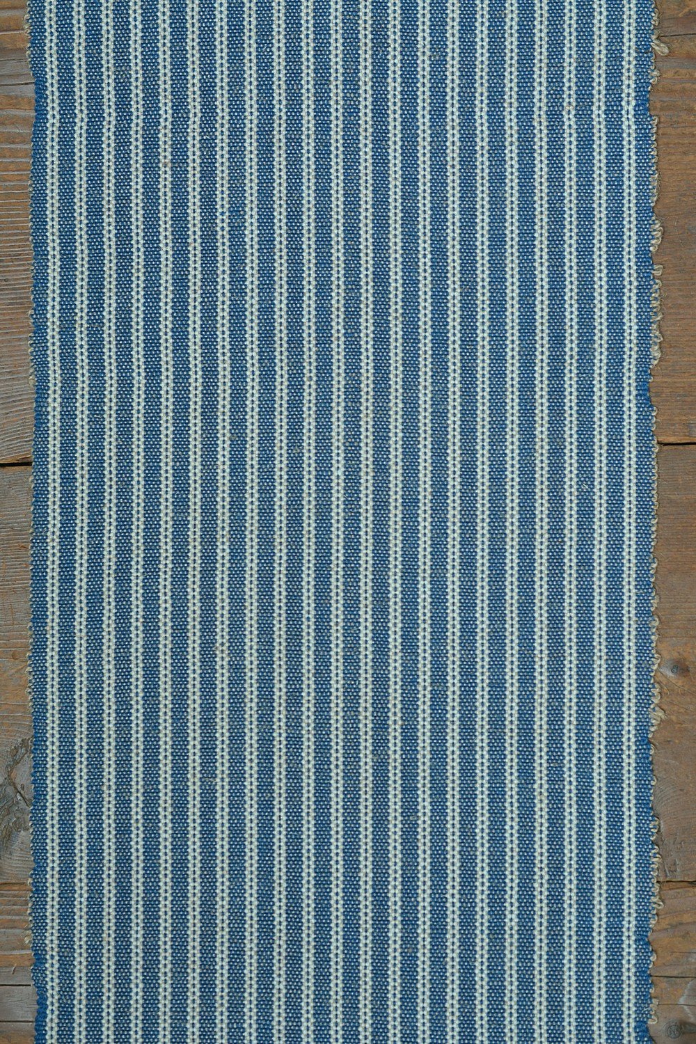 Pine - Gudaar Patti Table Runner - metaphorracha