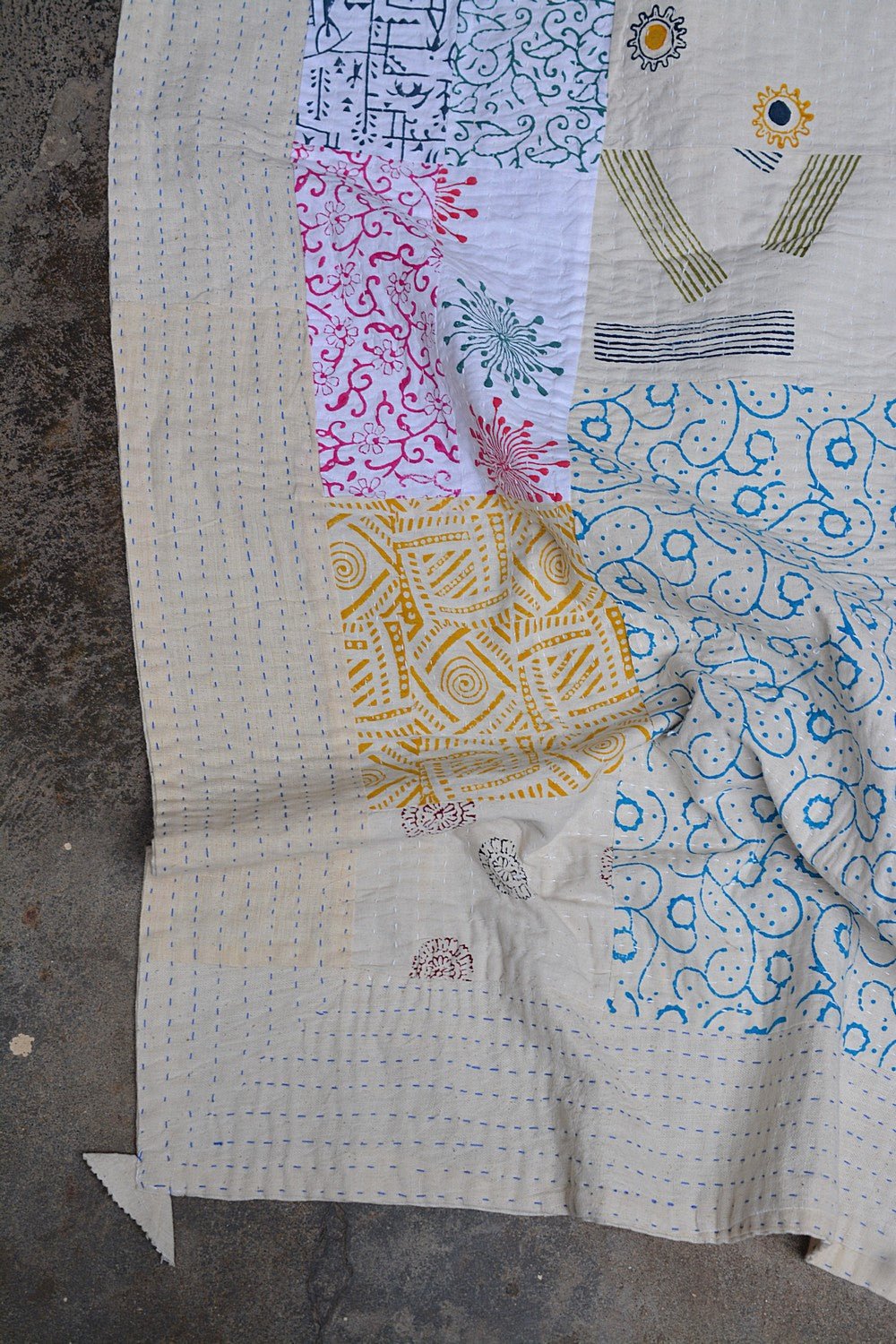 Unchalli - Block Printed Quilt (90"x 108") - metaphorracha