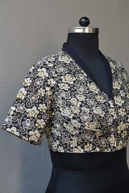 Cotton Blouse with Collar: Printed - metaphorracha