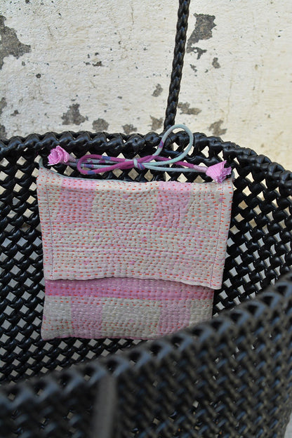 Handmade Plastic Wire Basket. - metaphorracha